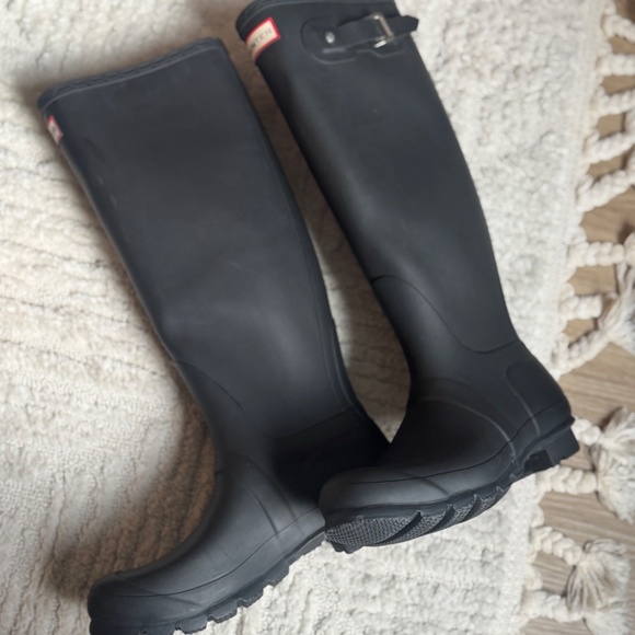 Hunter tall black boots - Picture 2 of 4
